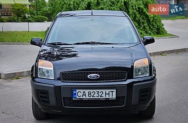 Хэтчбек Ford Fusion 2008 в Умани