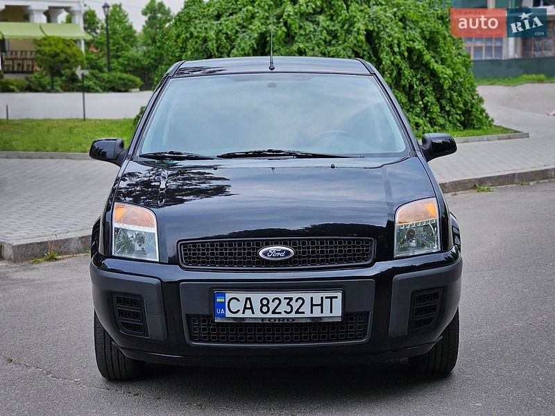 Хэтчбек Ford Fusion 2008 в Умани