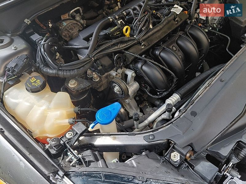 Седан Ford Fusion 2013 в Кривом Роге