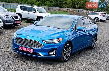 Седан Ford Fusion 2019 в Луцке