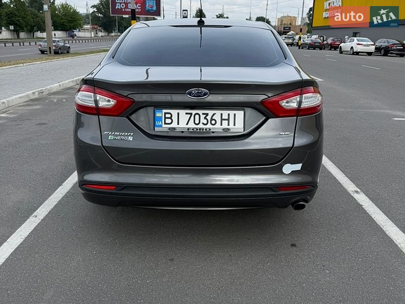 Седан Ford Fusion 2015 в Киеве