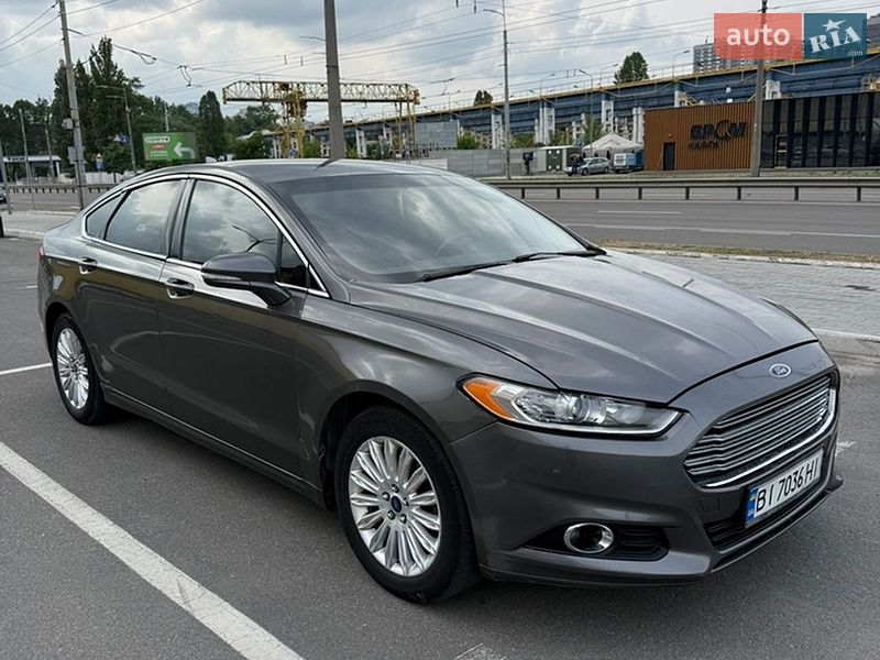Седан Ford Fusion 2015 в Киеве