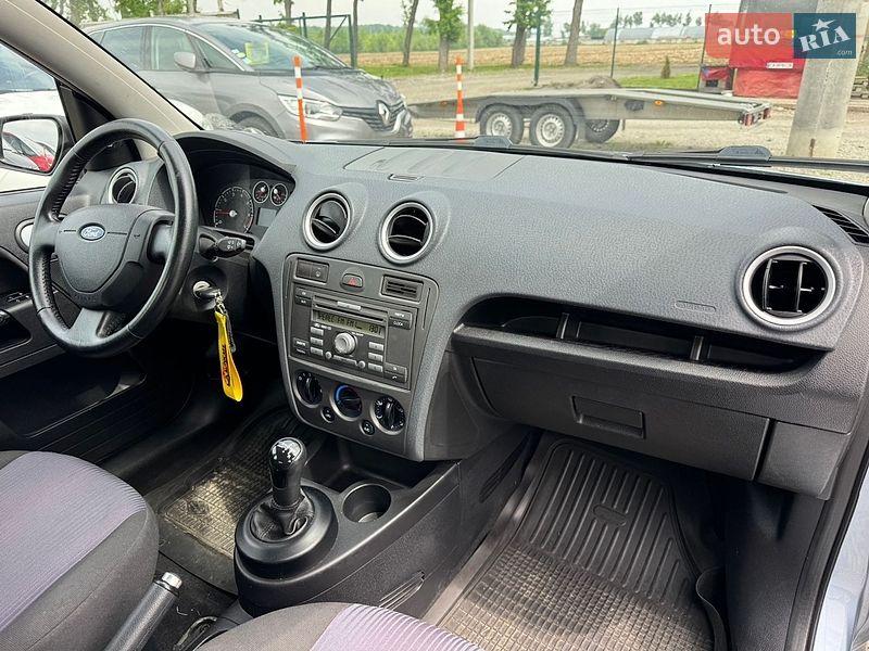 Хэтчбек Ford Fusion 2007 в Умани