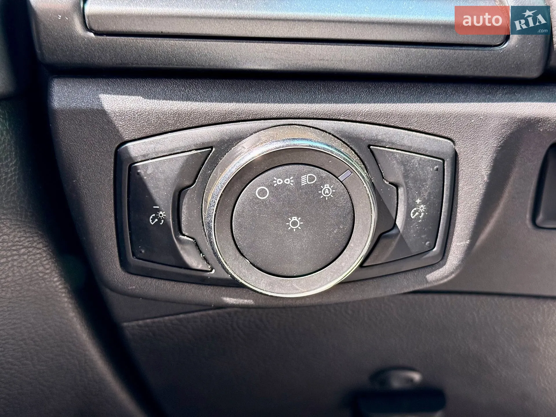 2015 Ford Fusion - мініатюра 18
