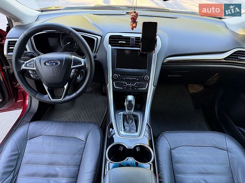 Седан Ford Fusion 2016 в Хмельнике