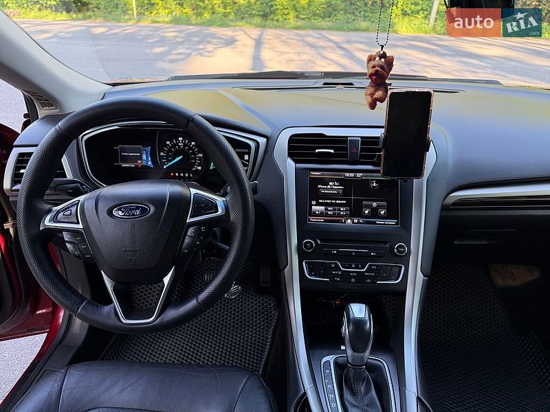 Седан Ford Fusion 2016 в Хмельнике