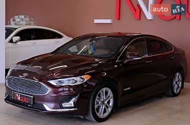 Седан Ford Fusion 2019 в Одесі