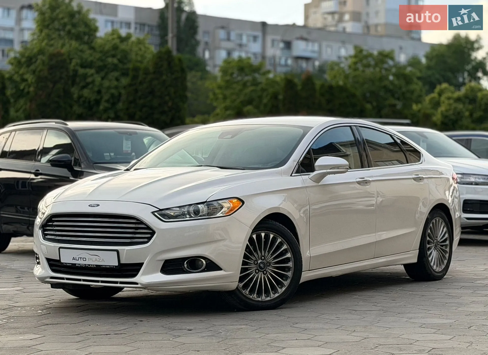 2013 Ford Fusion - мініатюра 11