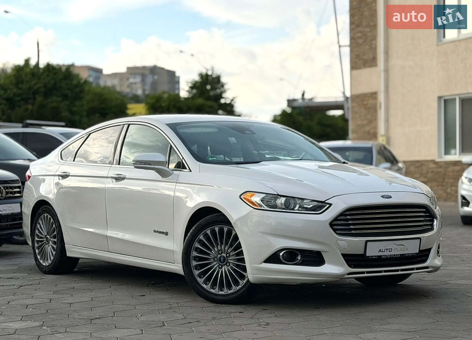 2013 Ford Fusion - мініатюра 18