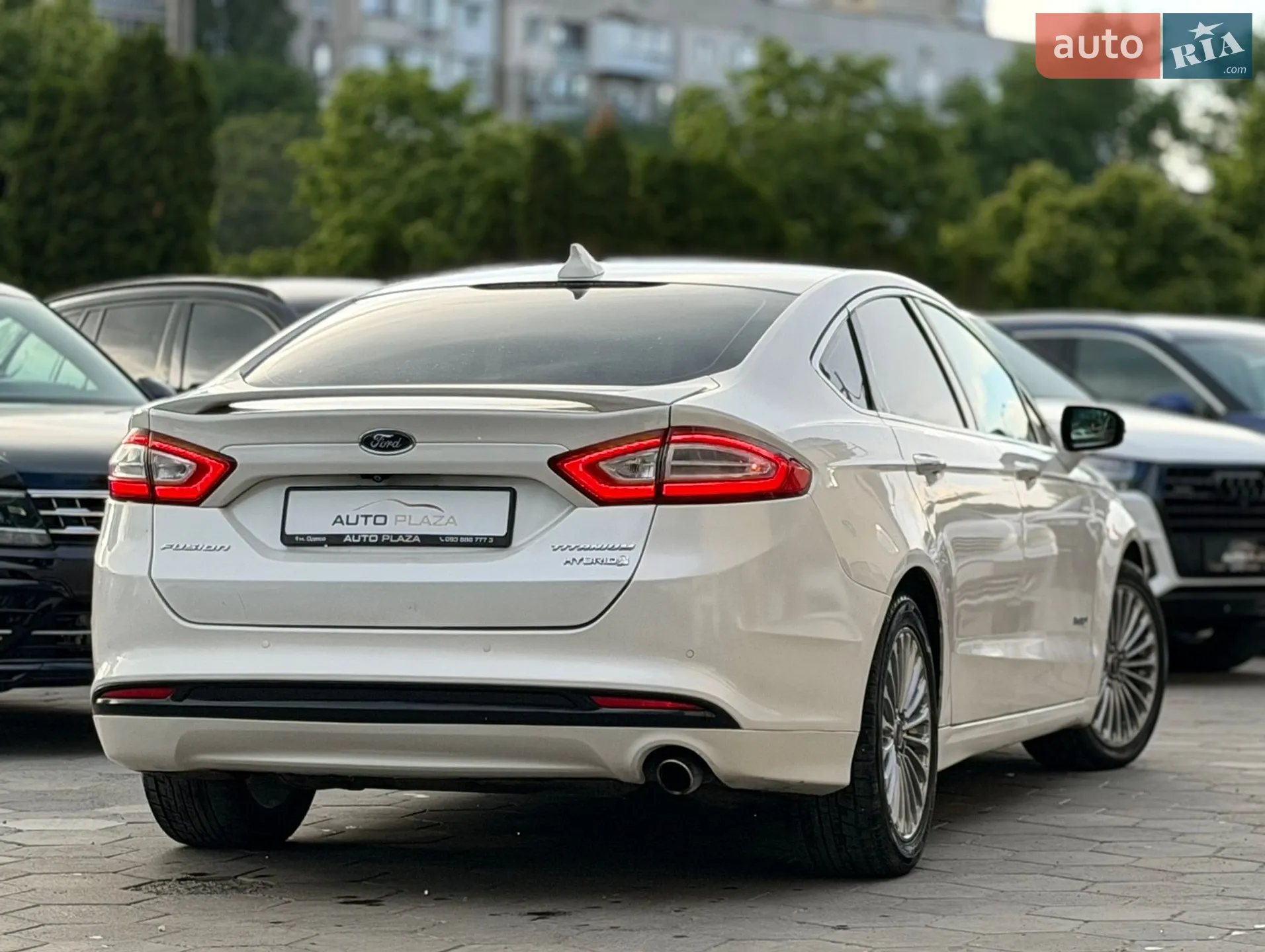 2013 Ford Fusion - мініатюра 23