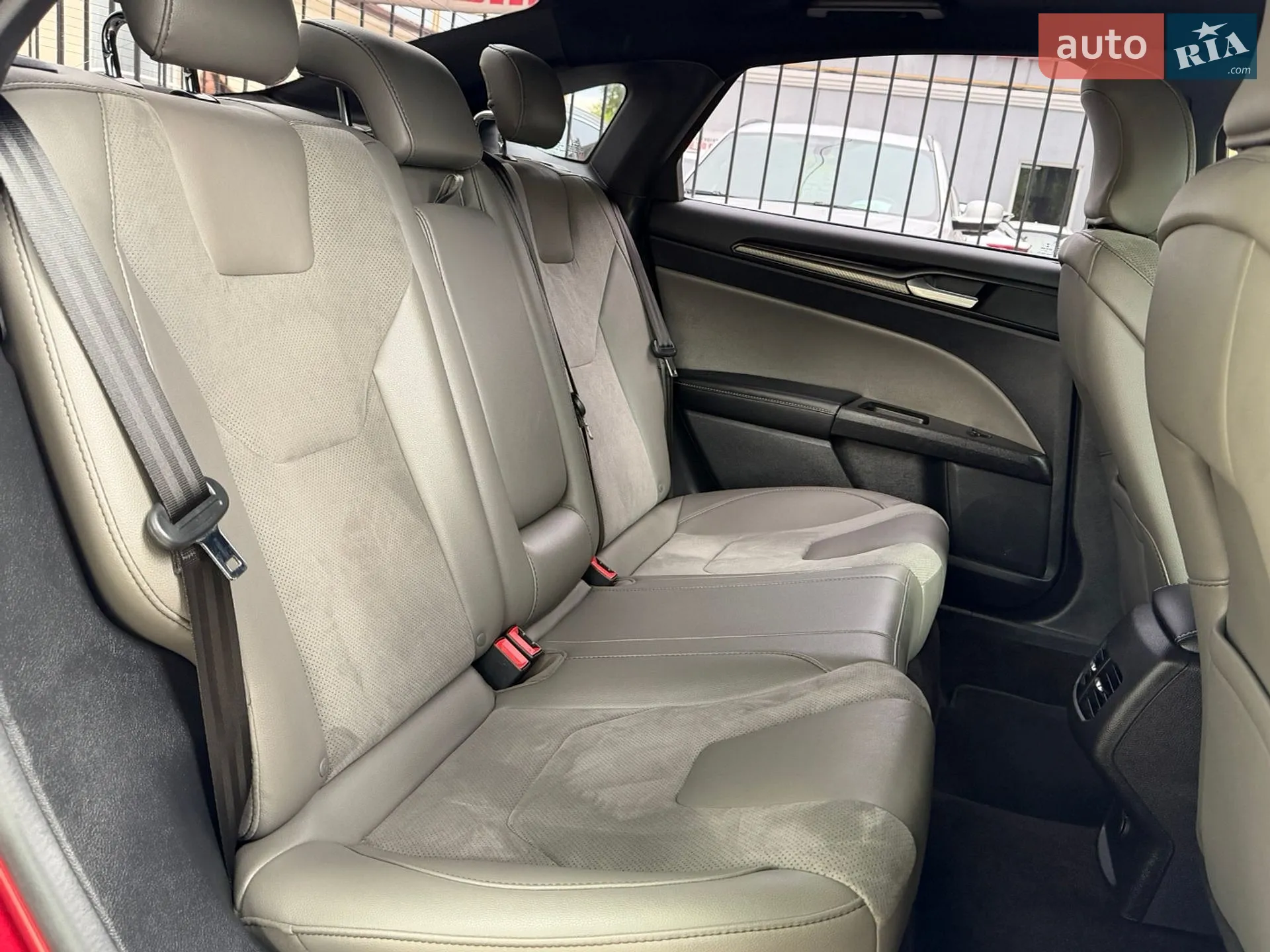 2016 Ford Fusion - мініатюра 14
