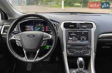 Седан Ford Fusion 2013 в Одесі