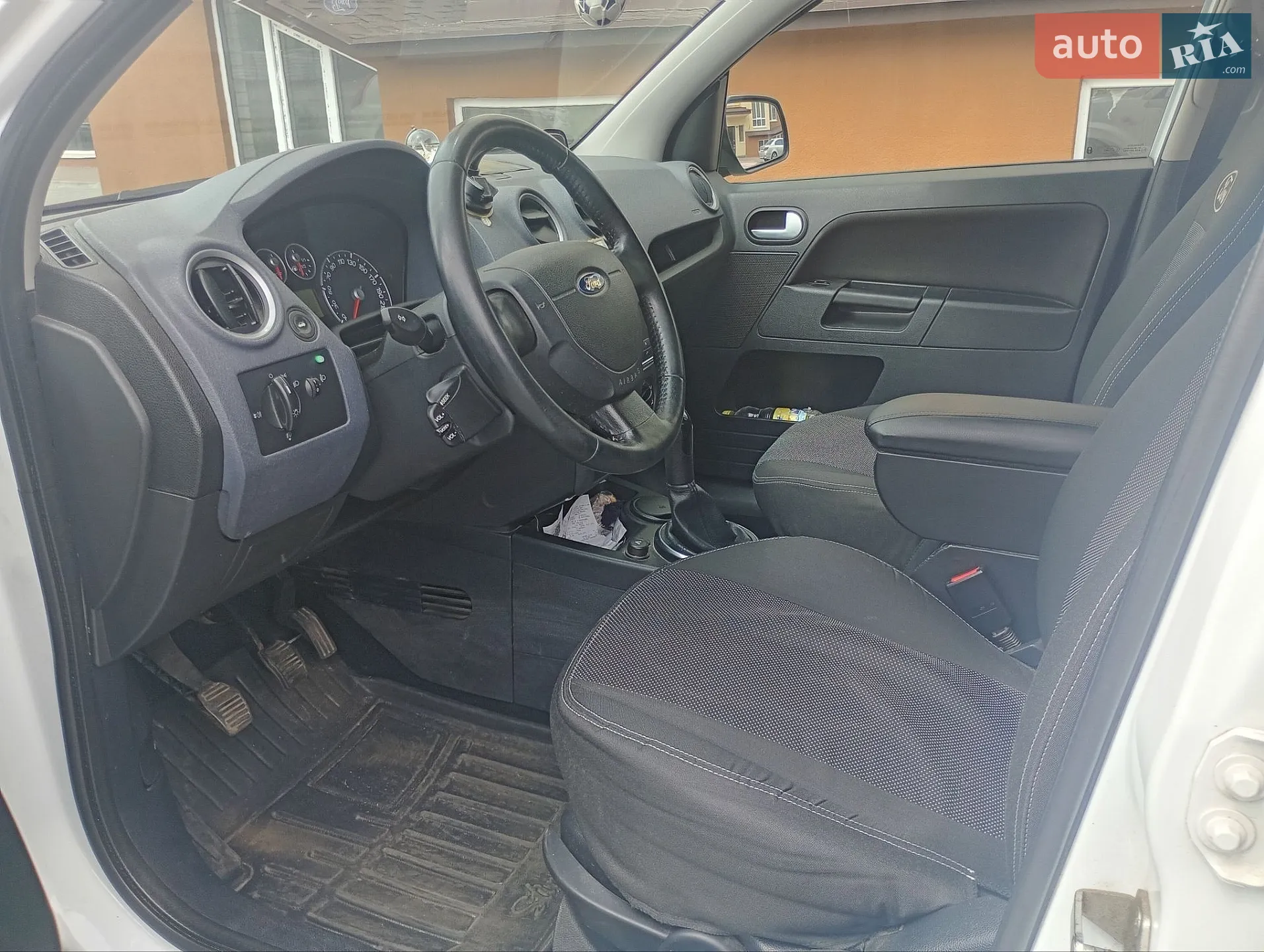 2011 Ford Fusion - мініатюра 12