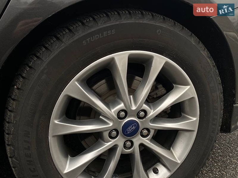 Седан Ford Fusion 2017 в Киеве