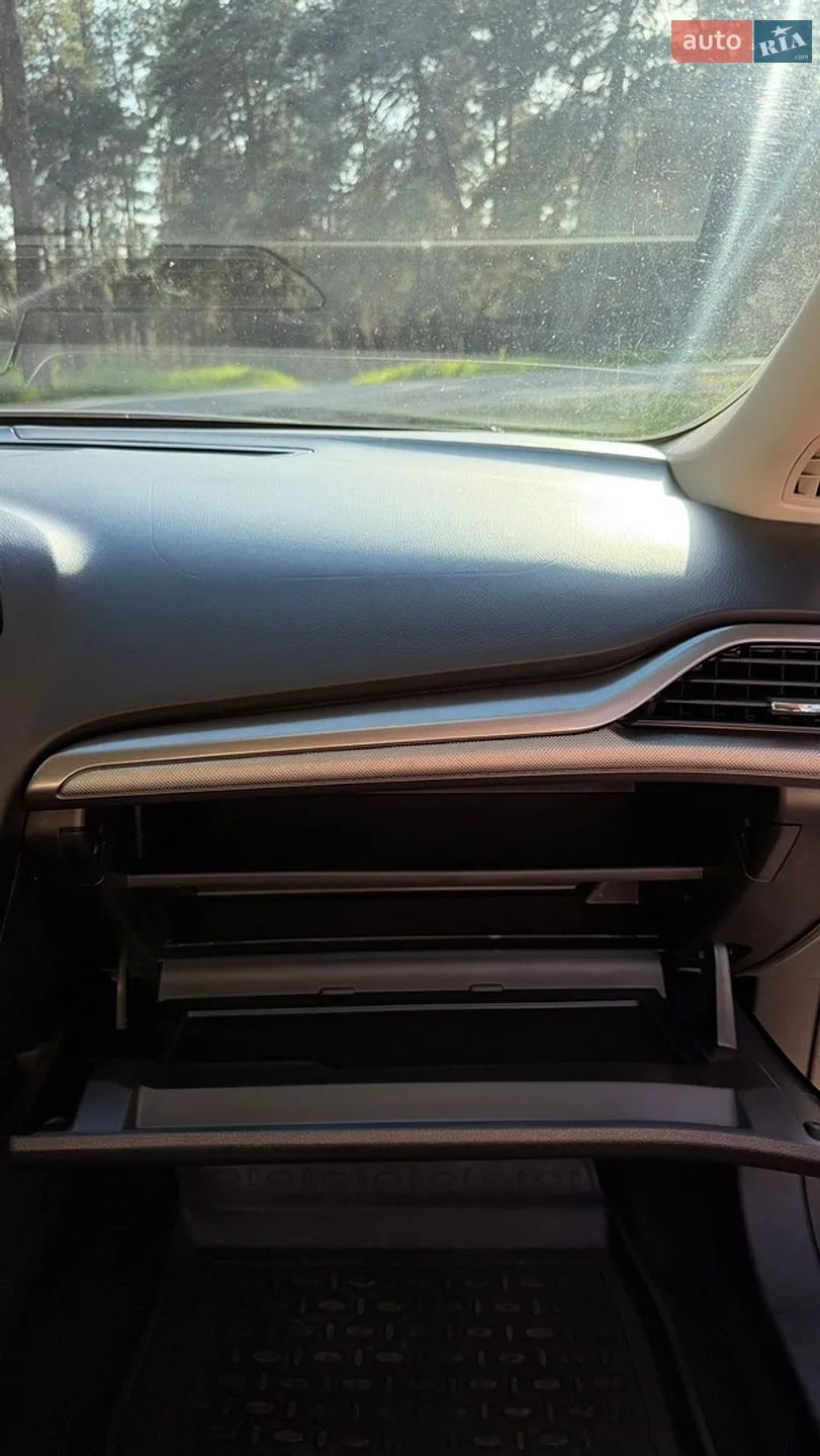 2016 Ford Fusion - мініатюра 11
