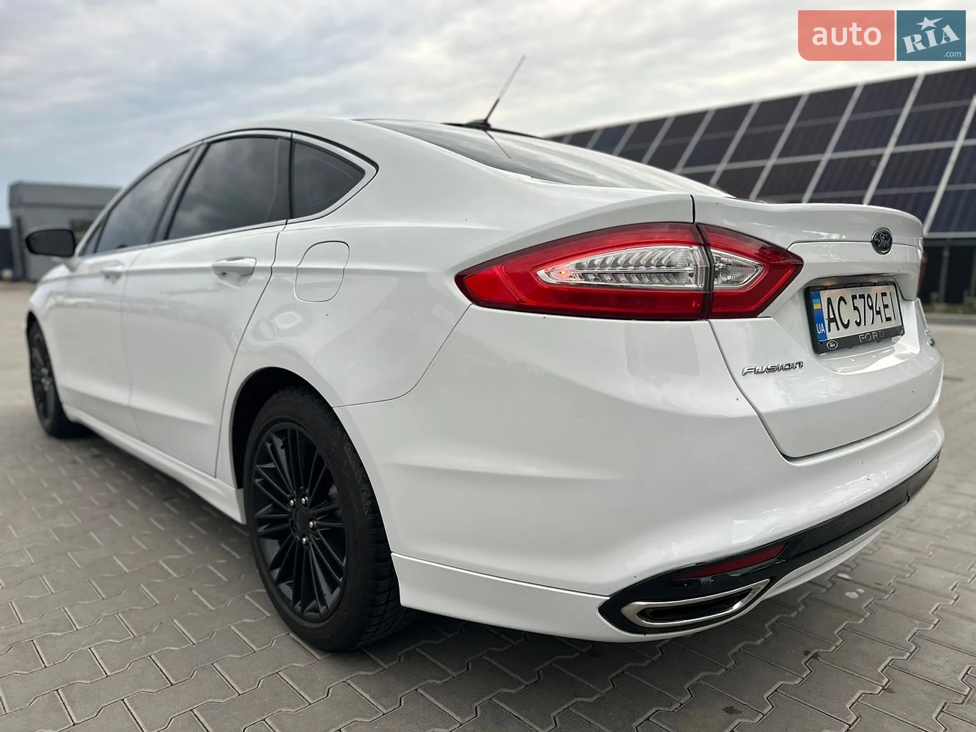 2013 Ford Fusion - мініатюра 27