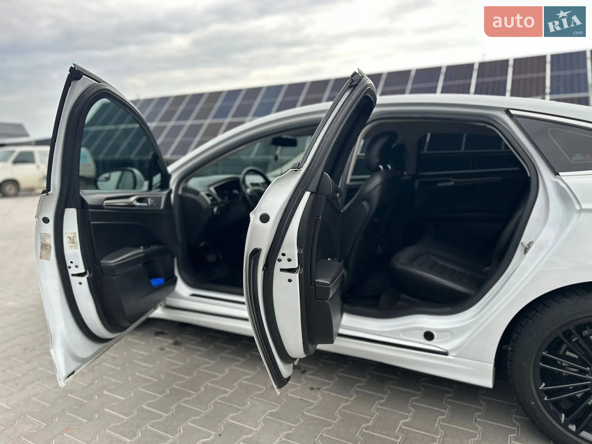 2013 Ford Fusion - мініатюра 61