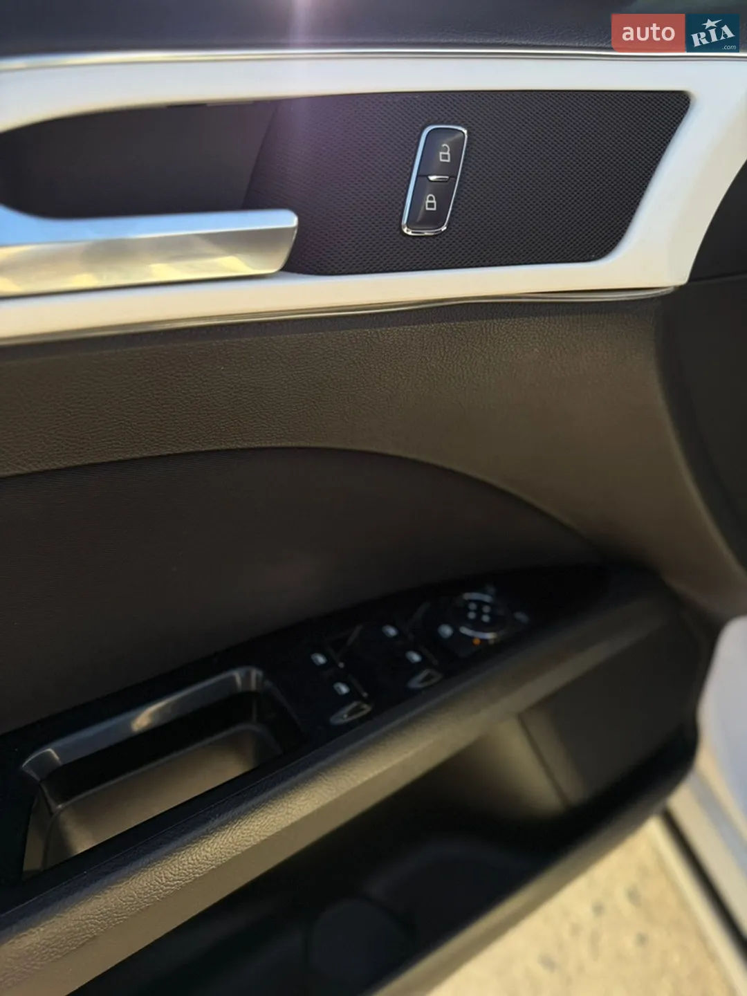 2013 Ford Fusion - мініатюра 9