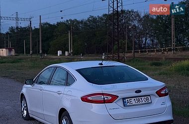 Седан Ford Fusion 2013 в Павлограді
