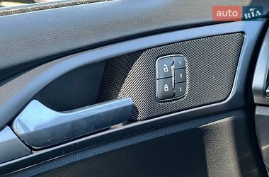 Седан Ford Fusion 2015 в Умани