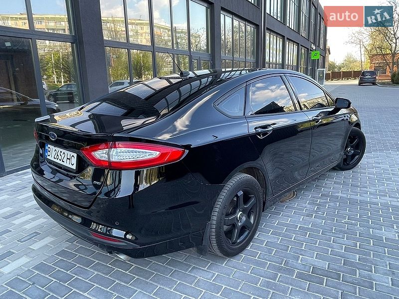Седан Ford Fusion 2016 в Полтаве