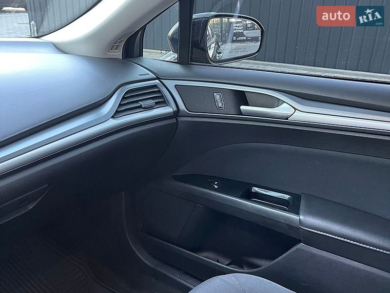 Седан Ford Fusion 2016 в Полтаве