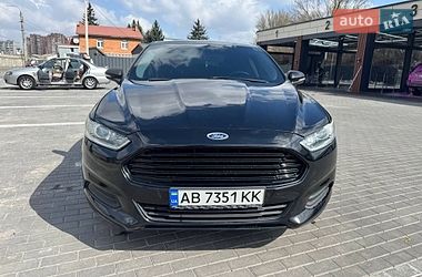 Седан Ford Fusion 2015 в Виннице