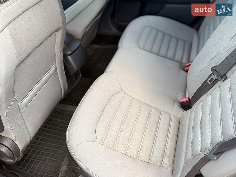 Седан Ford Fusion 2013 в Лубнах