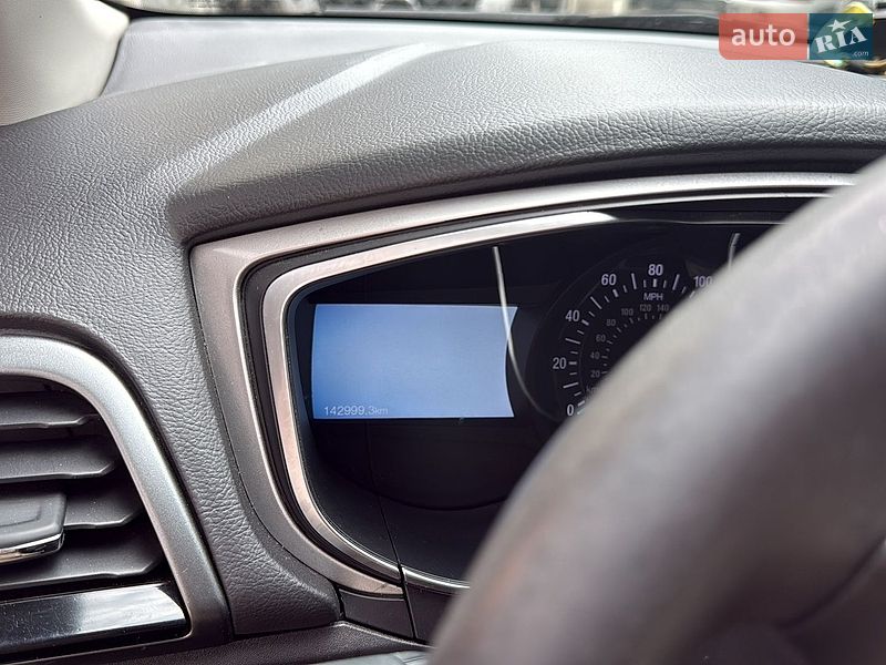 Седан Ford Fusion 2015 в Киеве