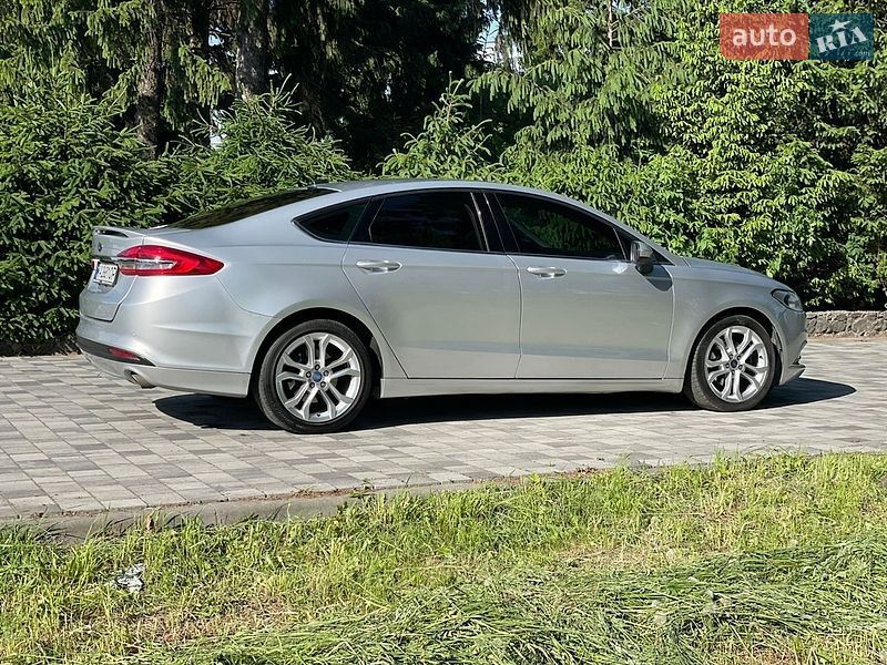 Седан Ford Fusion 2018 в Старокостянтинові