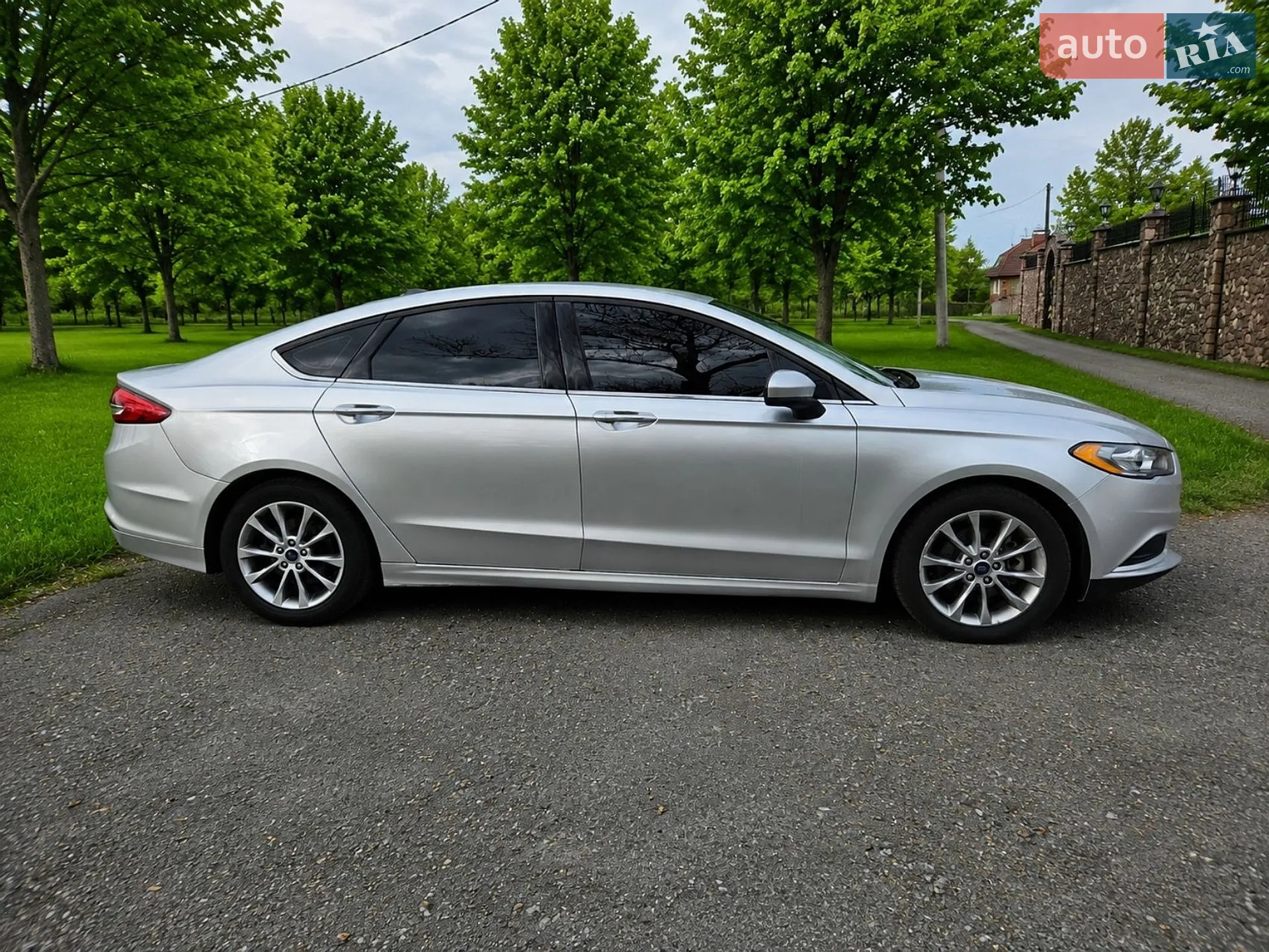 2016 Ford Fusion - мініатюра 9