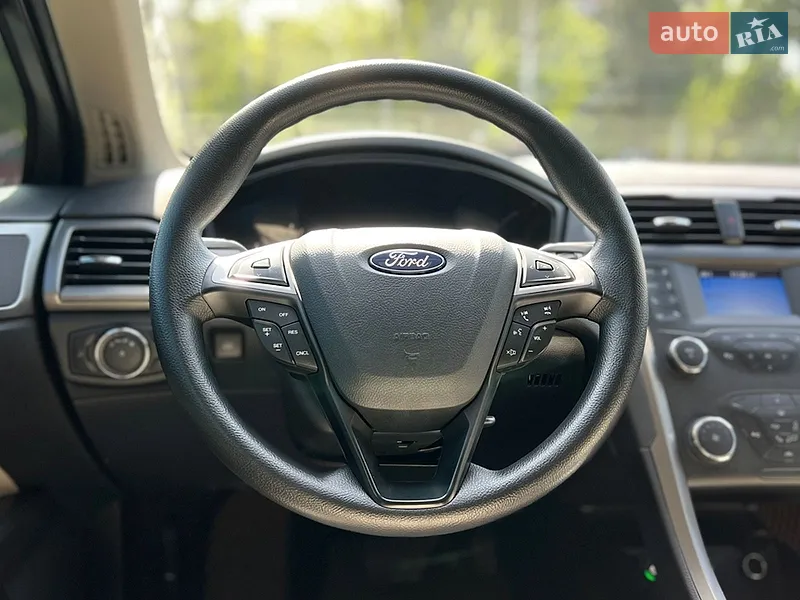 Ford Fusion 2020 VIN 3FA6P0G71LR197358 фото оголошення 13 з 73