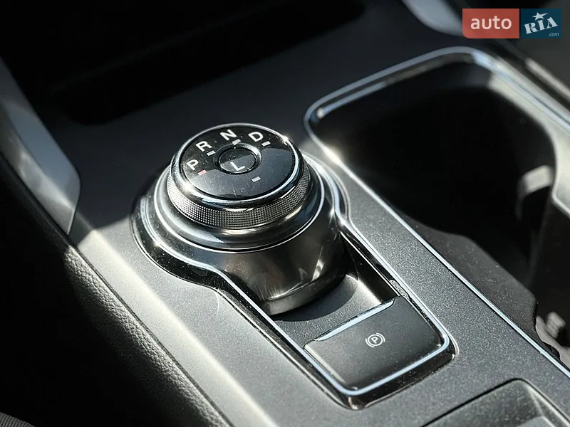 Ford Fusion 2020 VIN 3FA6P0G71LR197358 фото оголошення 18 з 73