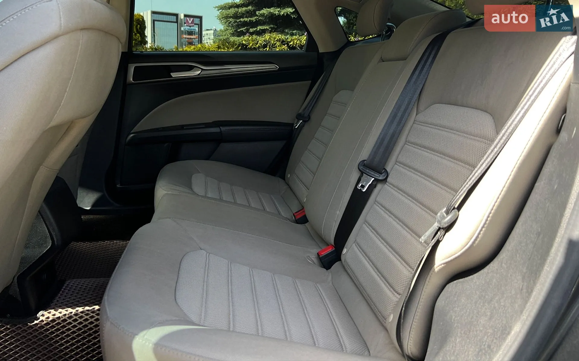 2020 Ford Fusion - мініатюра 23