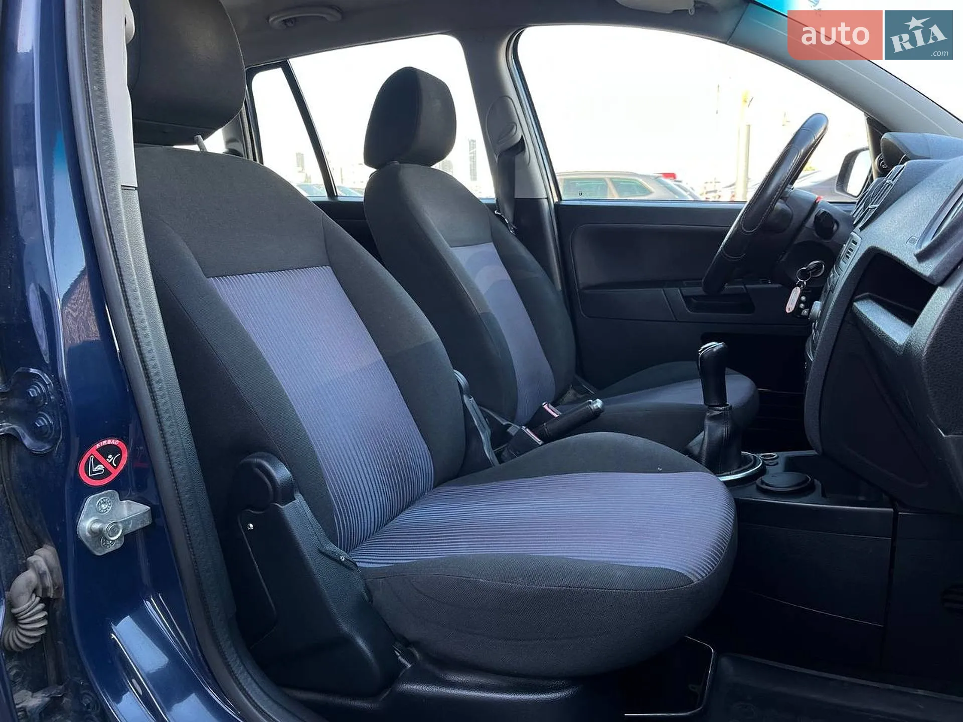 2011 Ford Fusion - мініатюра 12