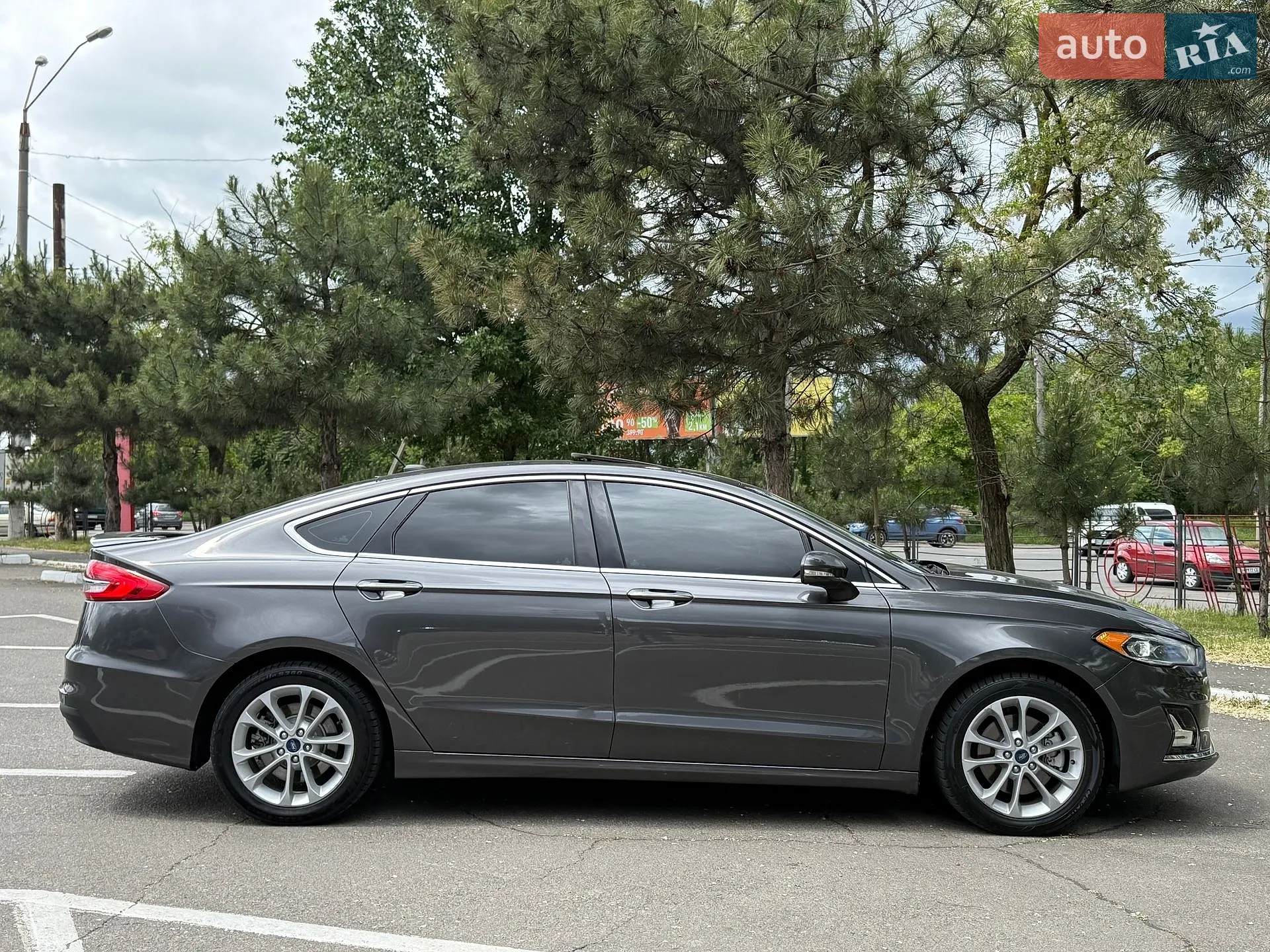 2019 Ford Fusion - мініатюра 16