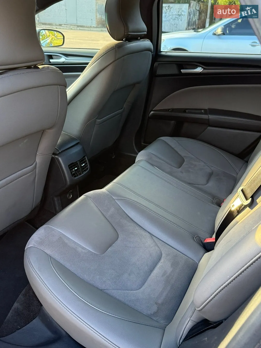 2017 Ford Fusion - мініатюра 10