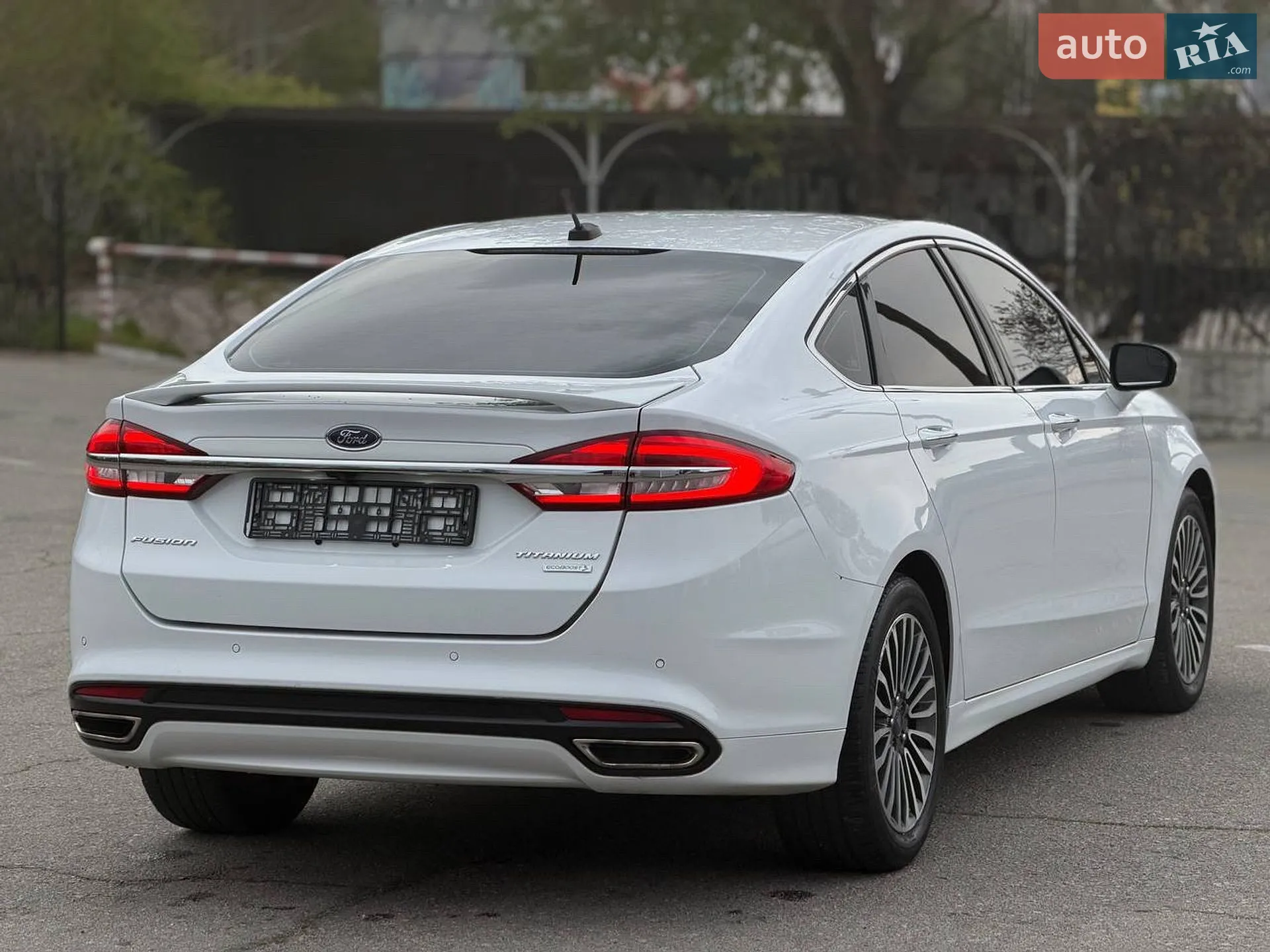 2016 Ford Fusion - мініатюра 4