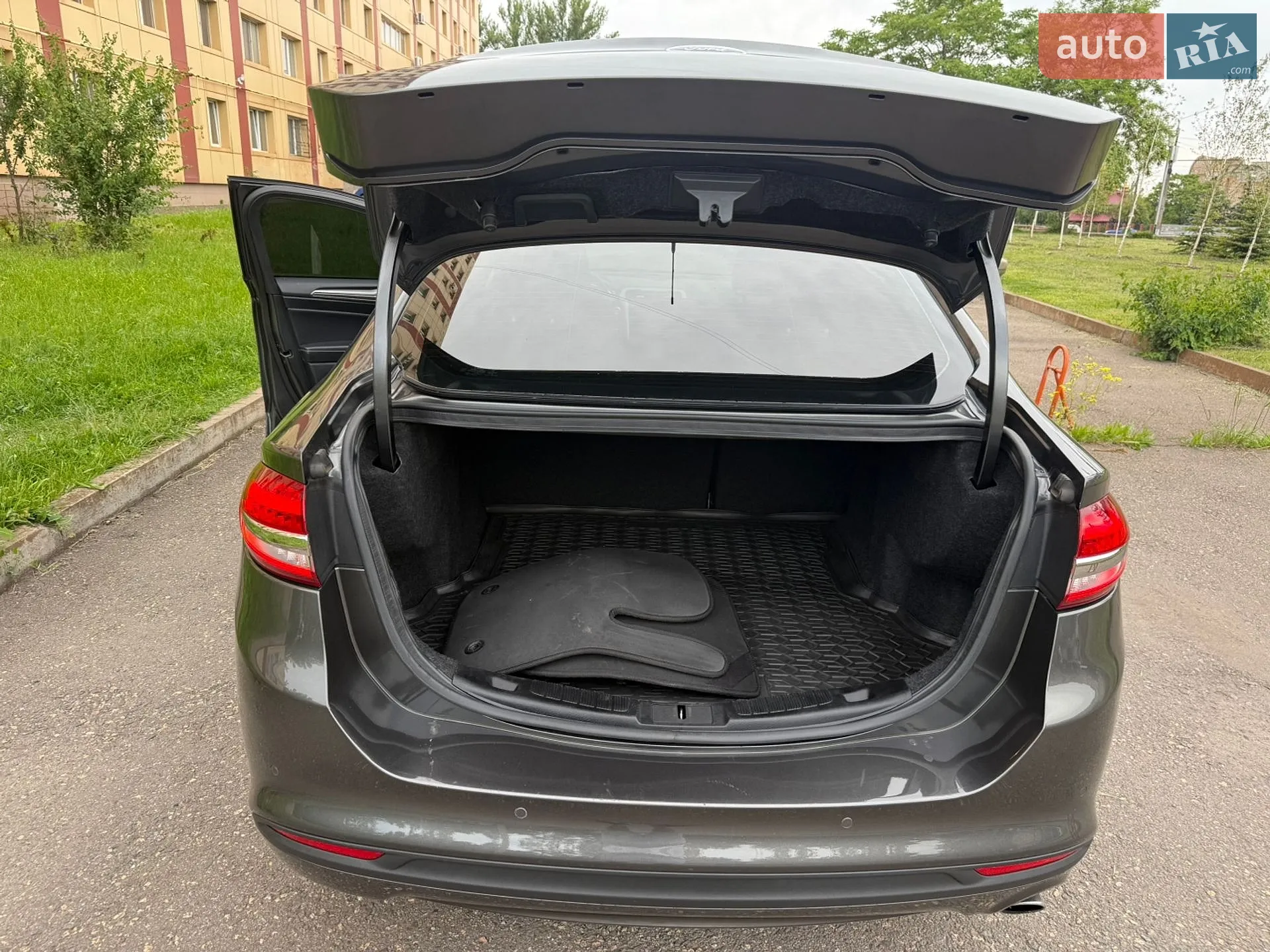 2017 Ford Fusion - мініатюра 31