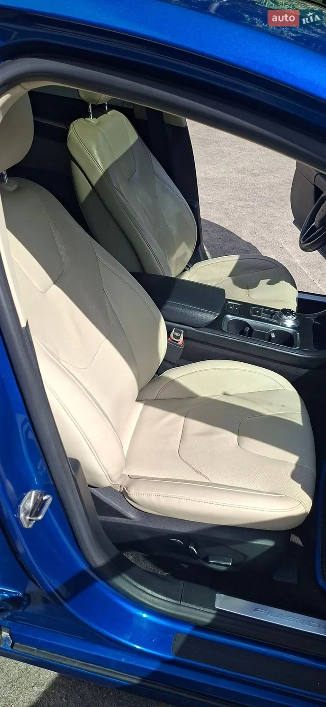 2016 Ford Fusion - мініатюра 10