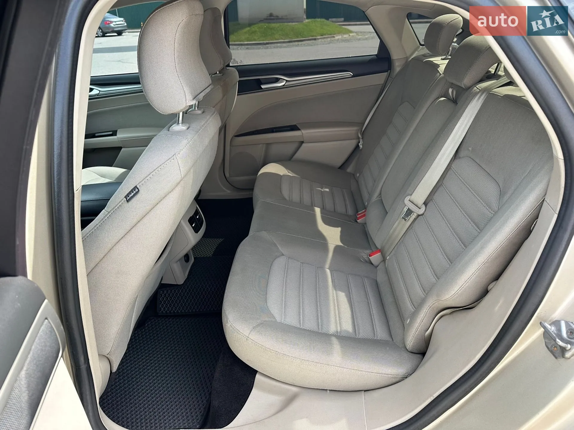 2016 Ford Fusion - мініатюра 21