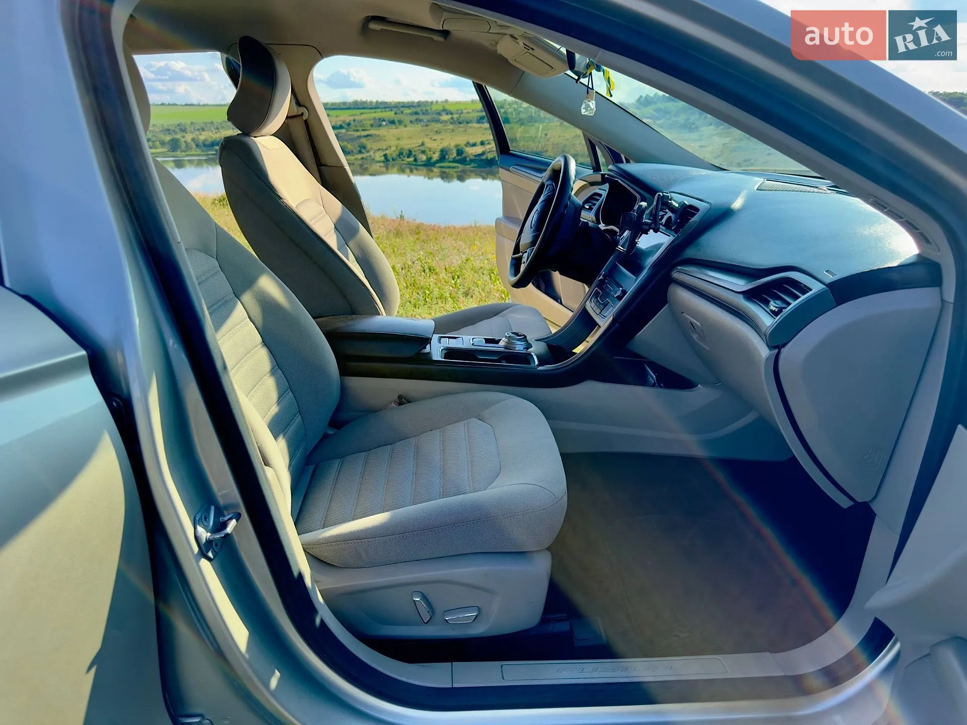 2017 Ford Fusion - мініатюра 10