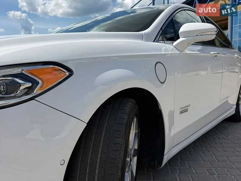 Ford Fusion 2017 VIN 3FA6P0SU2HR350558 фото оголошення 3 з 73