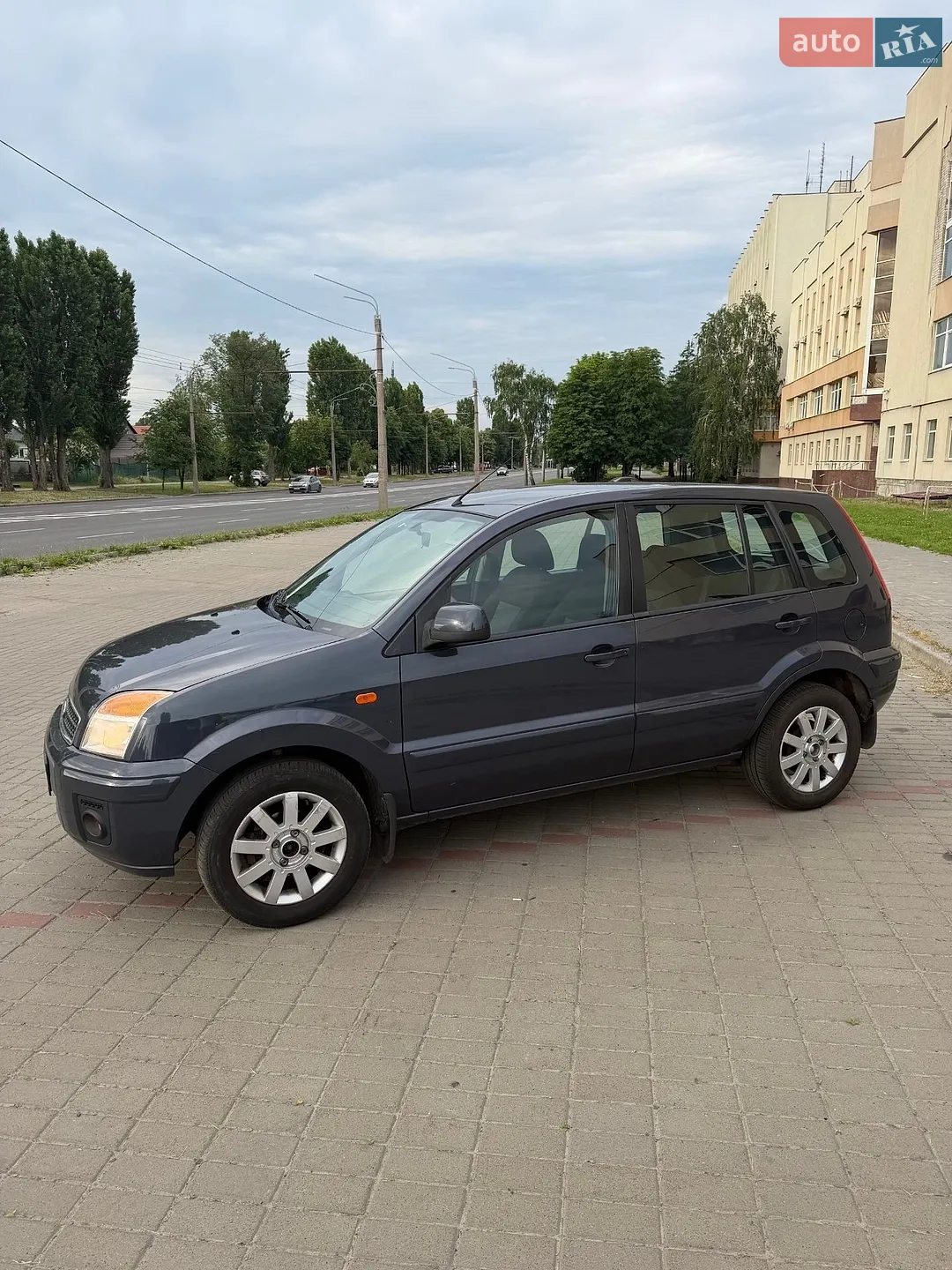 2011 Ford Fusion - мініатюра 2