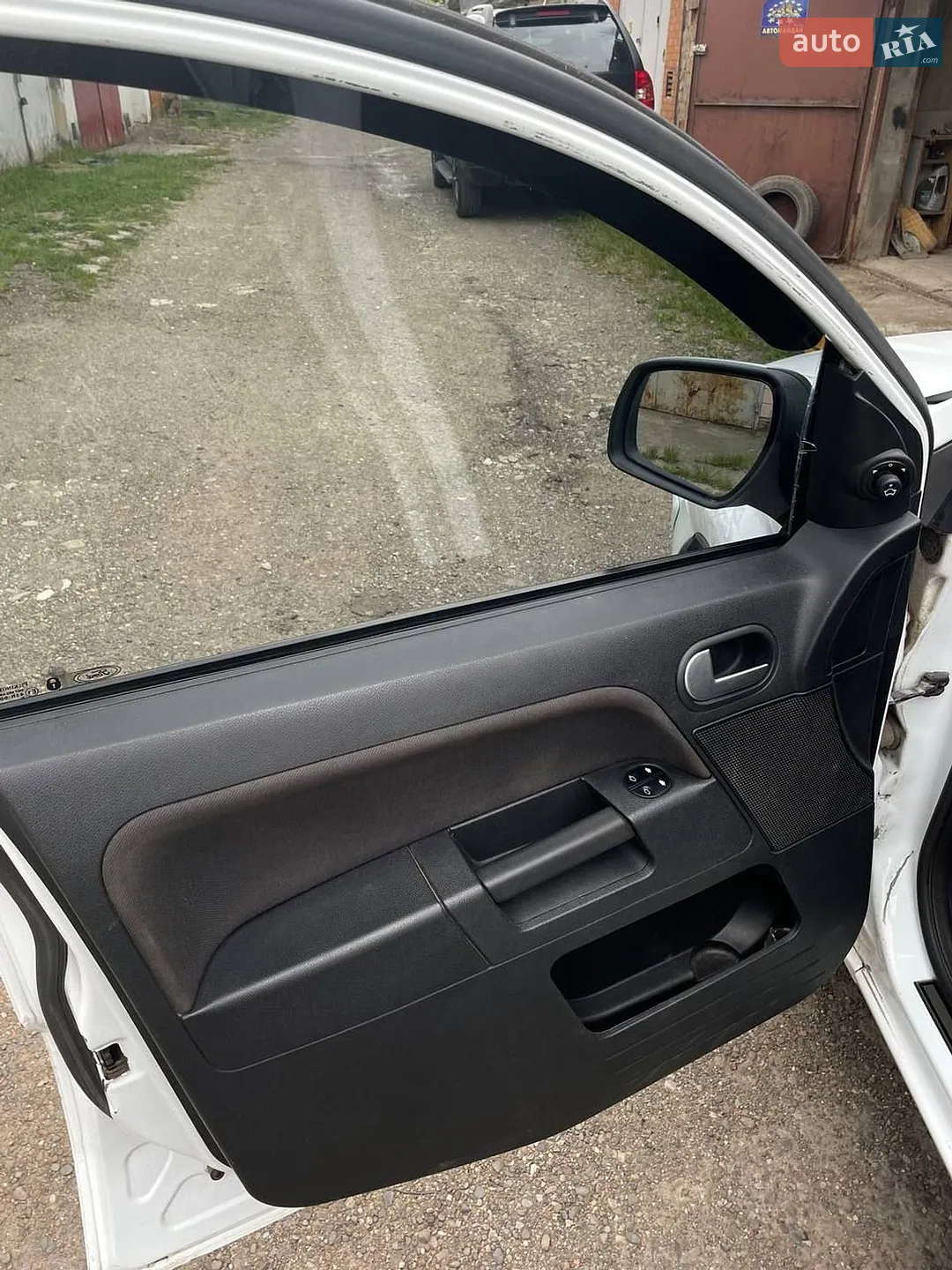 2011 Ford Fusion - мініатюра 20
