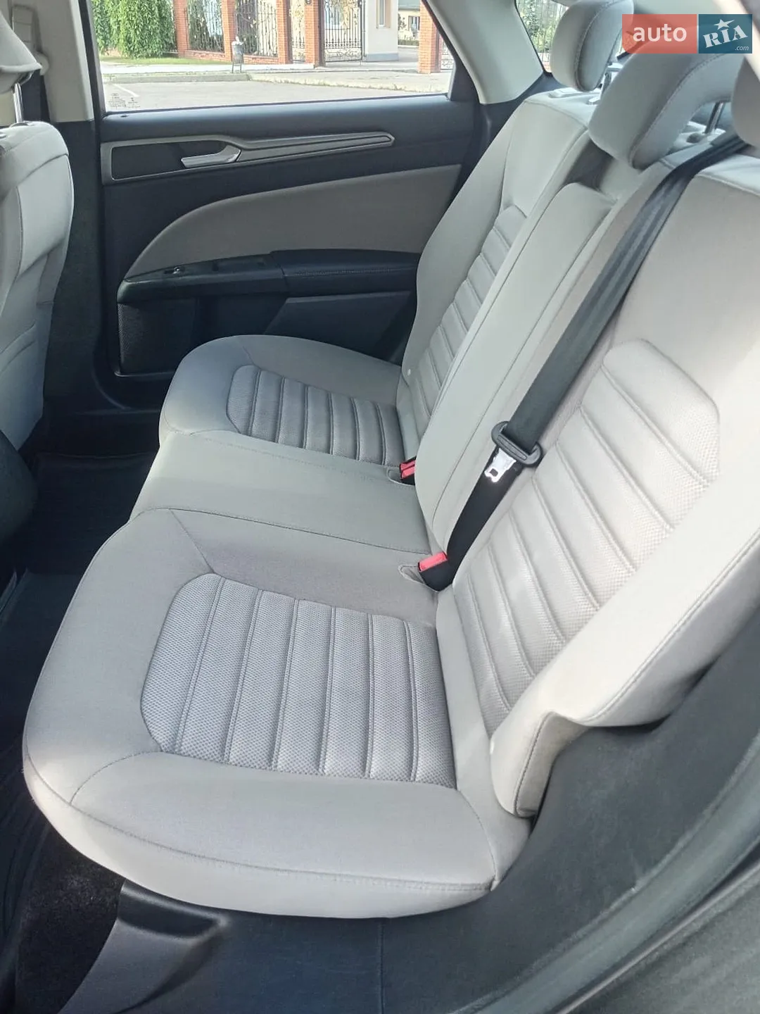 2016 Ford Fusion - мініатюра 9