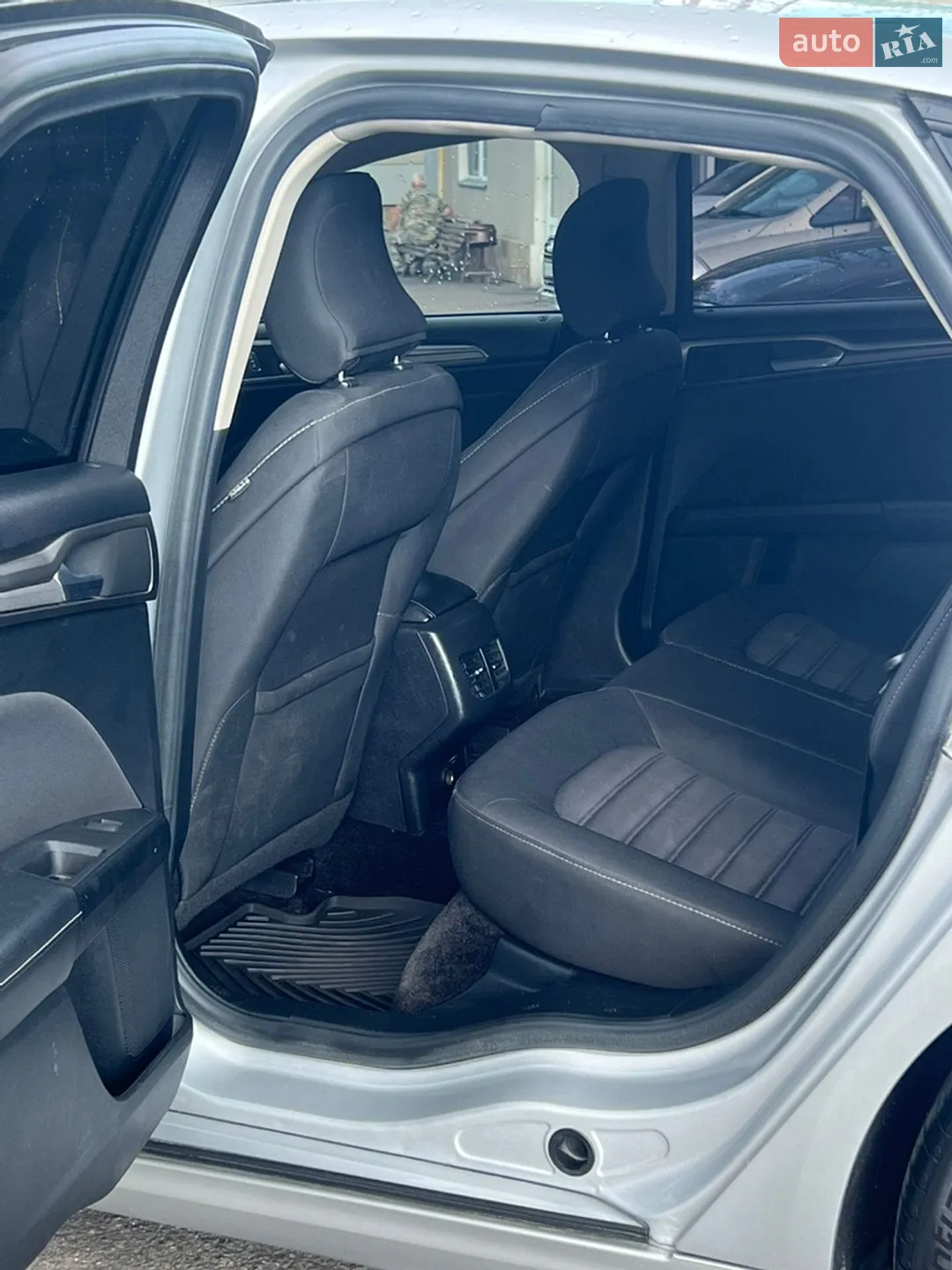 2017 Ford Fusion - мініатюра 20