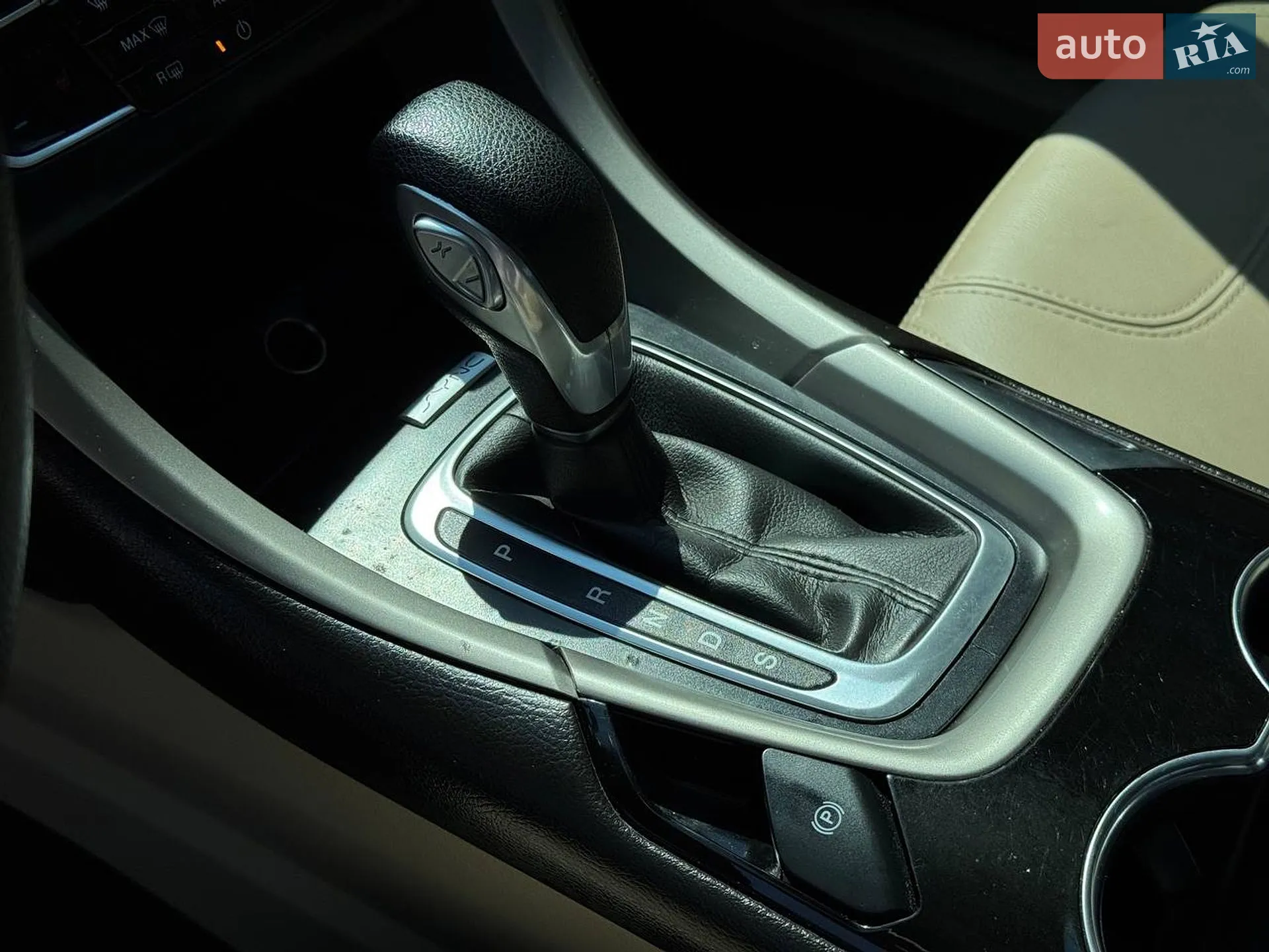 2015 Ford Fusion - мініатюра 36