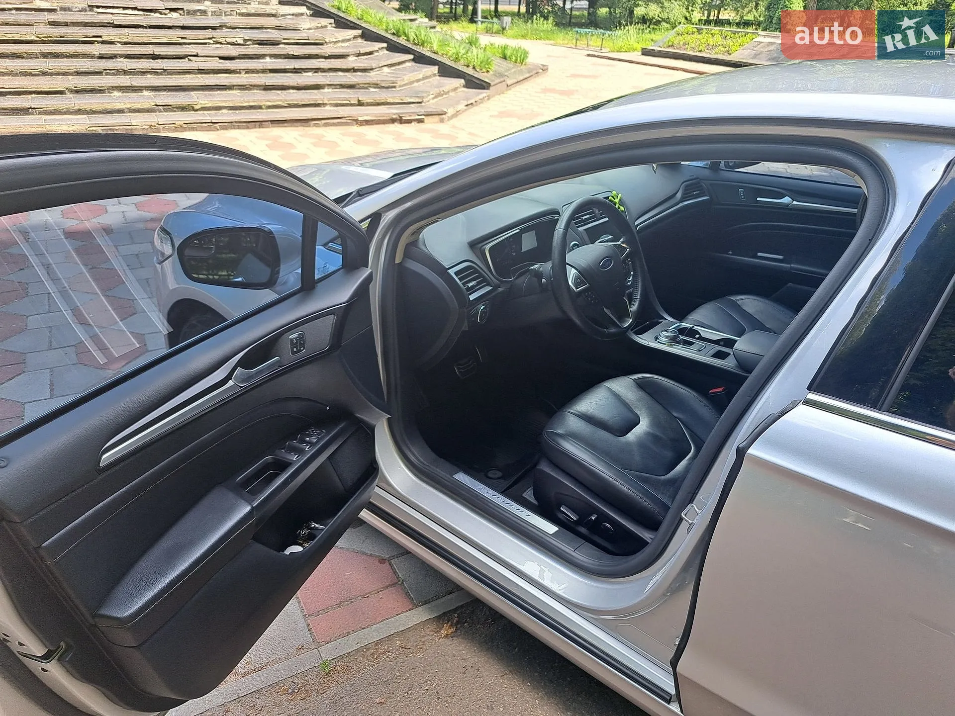 2016 Ford Fusion - мініатюра 18
