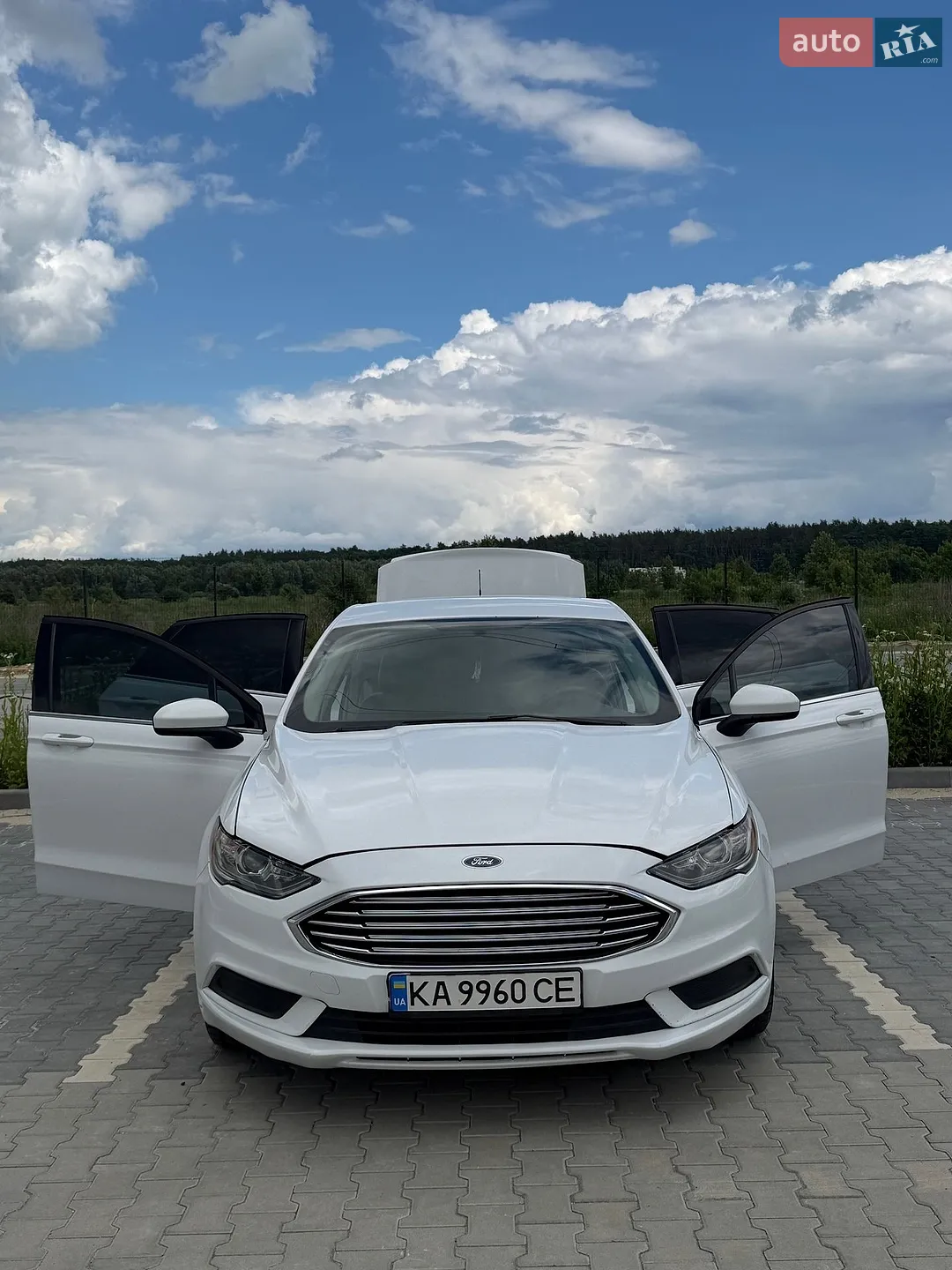 2017 Ford Fusion - мініатюра 18